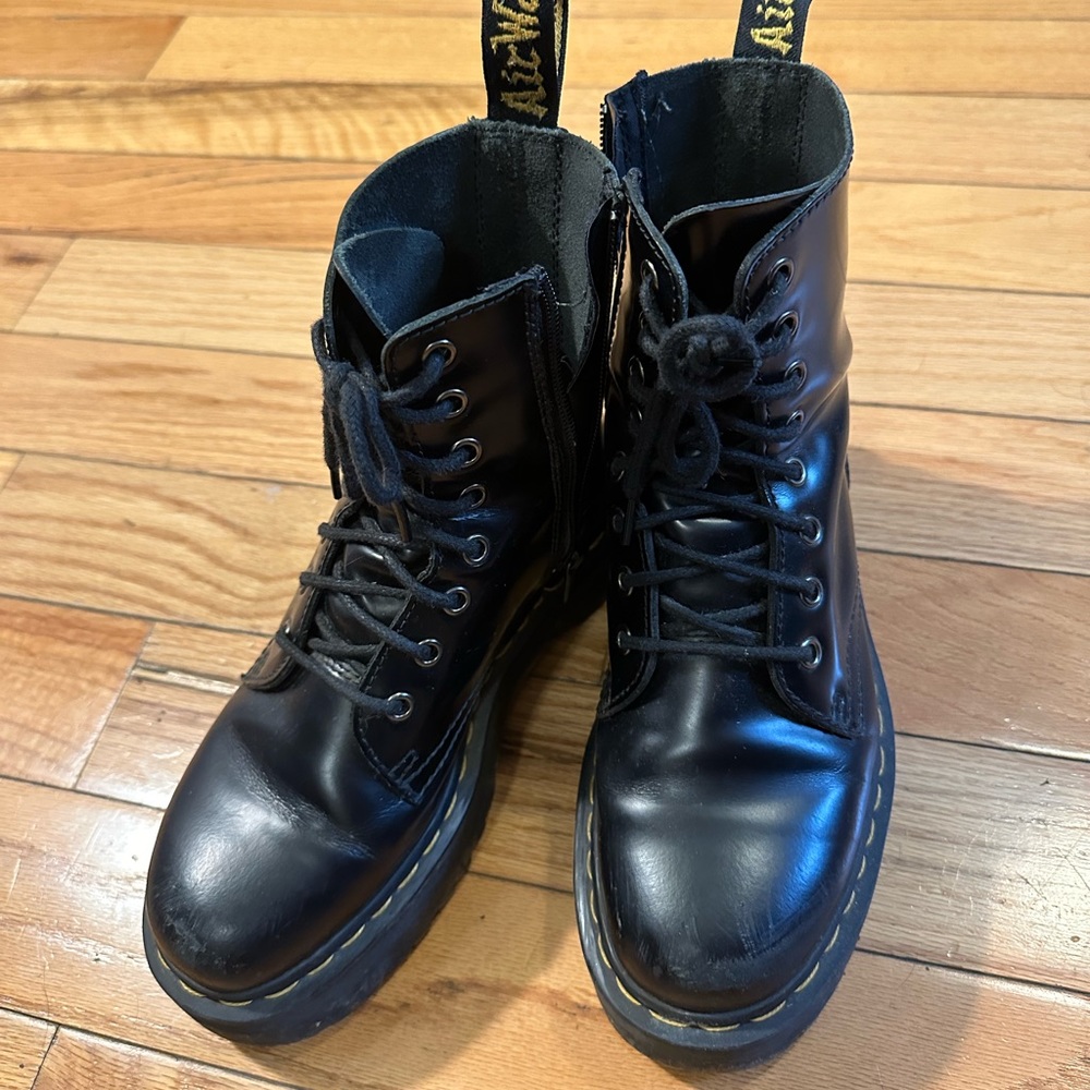 Doc Marten Jadon Platform Boots Black leather wms 7